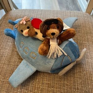 UNIPAK Plush Airplane with Stuffed Animals - Finger Puppets NEW
